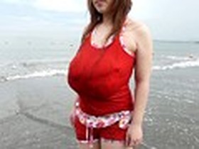 独占! すべて顔出し! 奇跡のNカップ 全作品の顔モザイク外しました! 臨月中出しからヌルヌルSEXまで! かおりコンプリート8時間!<後期編>+幻の撮り下ろし新作特別盤付き! 3枚組 サンプル動画サムネイル